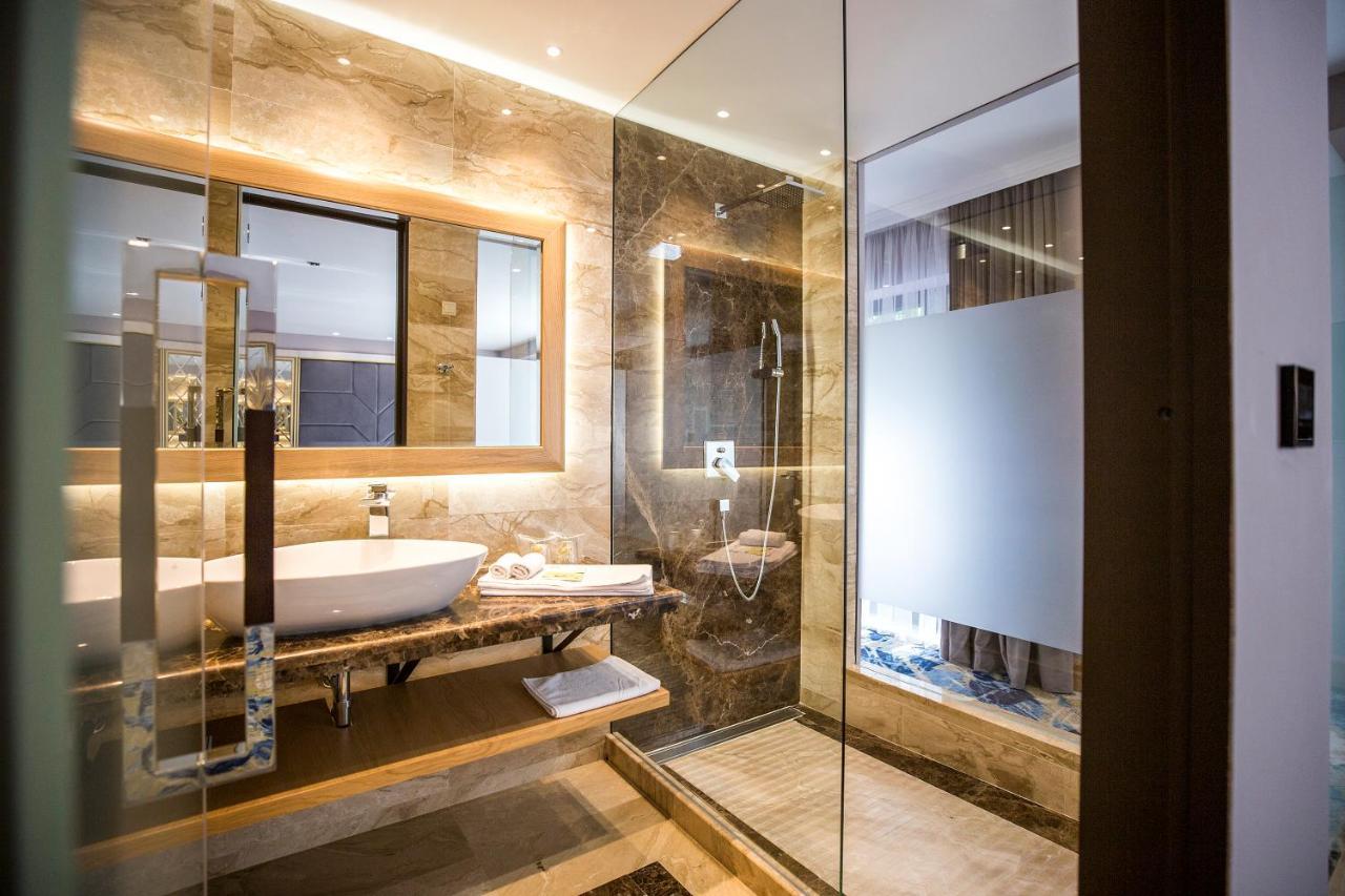 A Hoteli - Hotel Park Врнячка-Баня Экстерьер фото Bathroom